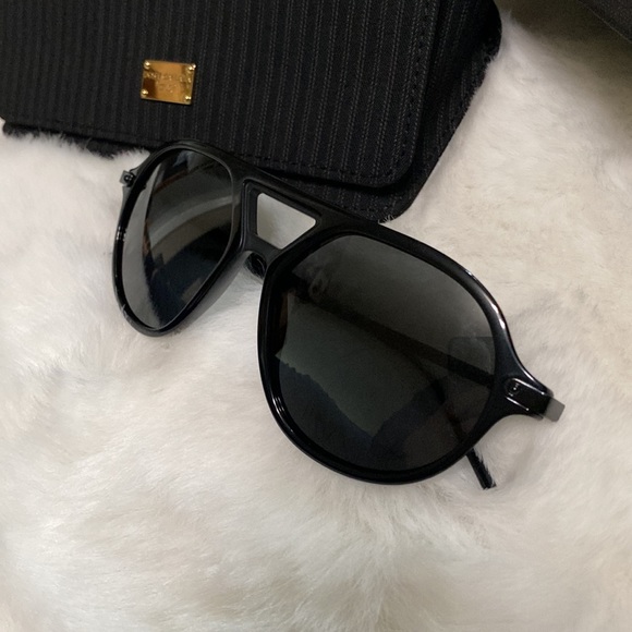 NIB Dolce & Gabbana 54 mm Sunglasses main image 15